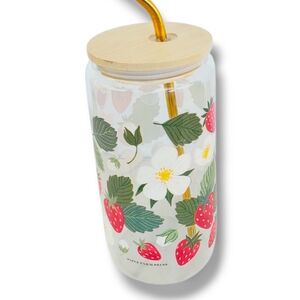 🔴 LAST CHANCE ITEM Paper Farm Press Strawberry flowers Patch Glass Iced Coffee